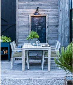 Dehner Stapelstuhl Stockholm -Gartenbedarf Geschäft 6714695 6713820 WE MO 001 GruppeStockholm